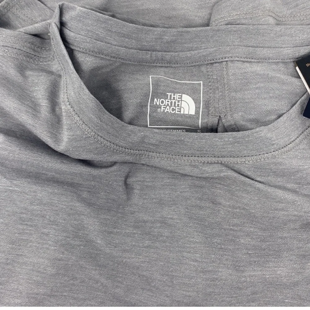 THE NORTH FACE Wander Slitback Short Sleeve Shirt Light Grey Women's Medium NWT - Picture 5 of 9